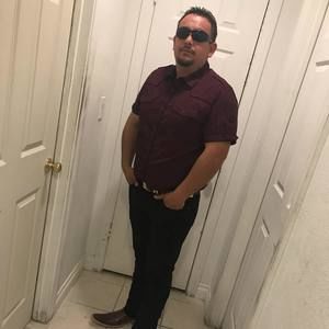 Meet your Posher, Alvaro